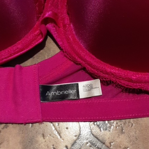 Ambrielle Fuchsia Lace Bra Size 42DD - Picture 2 of 7